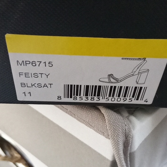 BADGLEY MISCHKA women's black feisty ankle strap rhinestone sandal size 11 - Picture 7 of 7